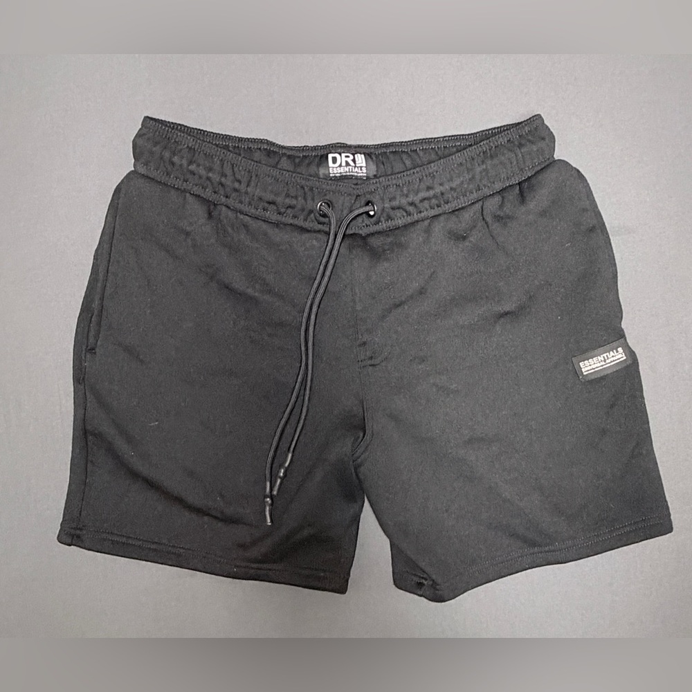 Essentials Athletic Black Men's Shorts size: Medium